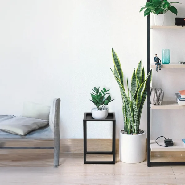 Metalowy stojący kwietnik LOFT KS-06 ECO S Czarny